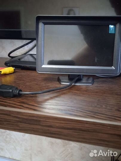 Монитор для камеры заднего вида