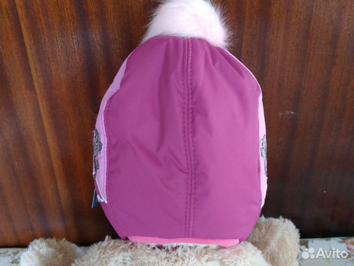 Шапка зимняя для девочки новая