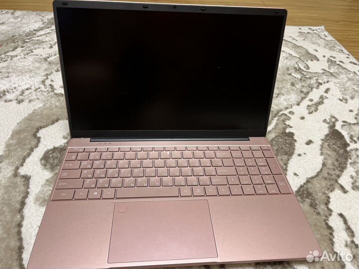 Ноутбук для работы и учебы