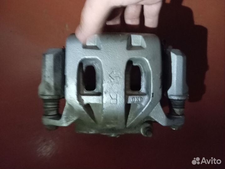 Передние суппорта Infiniti FX 35 S51