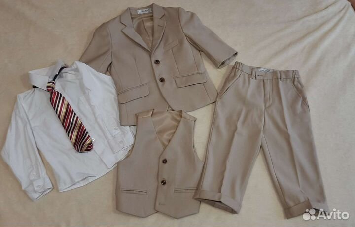 Костюмы, рубашки на мальчика 104 размер