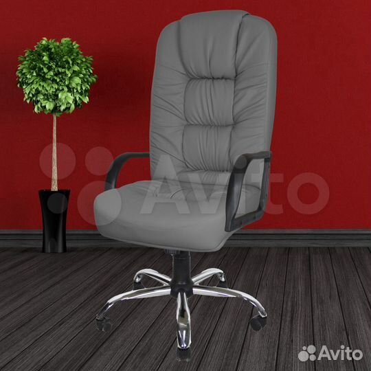 Офисное кресло