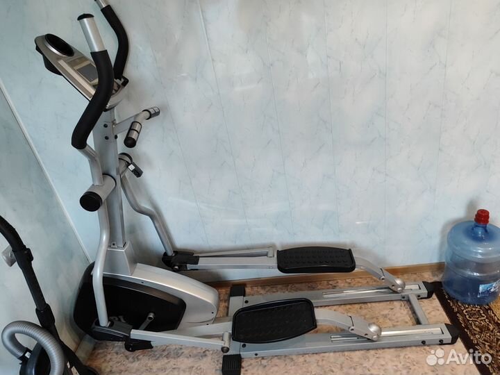 Эллиптический тренажер