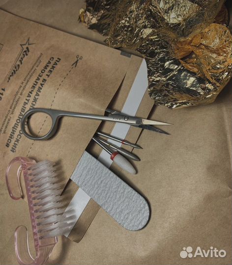 Наращивание ногтей ул Селезнева