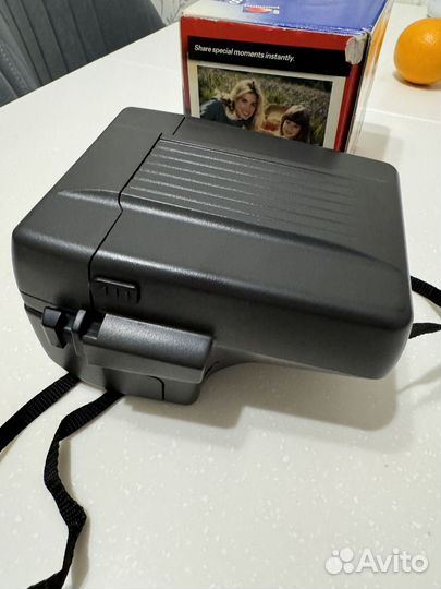Фотоаппарат polaroid 600