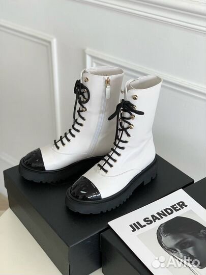 Ботинки Chanel