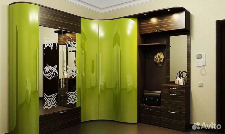 Шкаф в прихожую