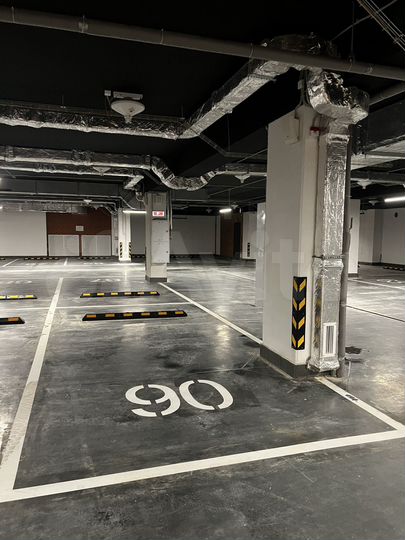 Машиноместо, 14 м²