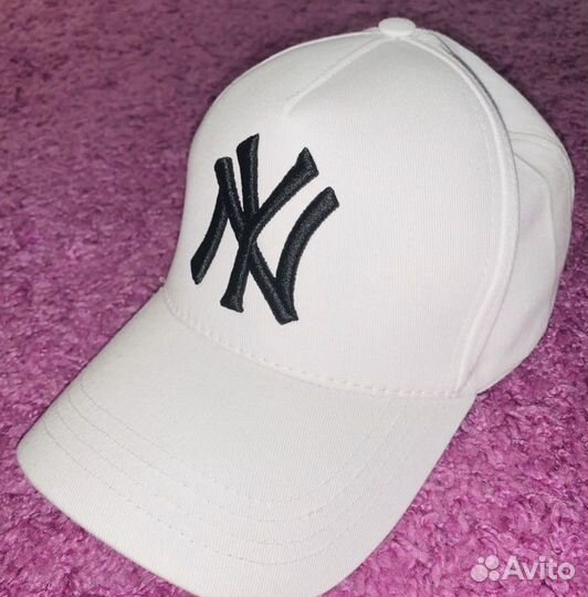 Бейсболка new era