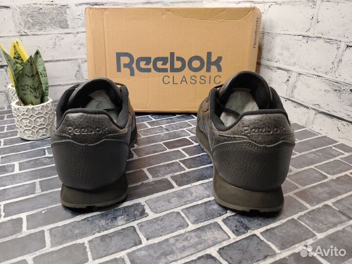 Кроссовки Reebok кожа