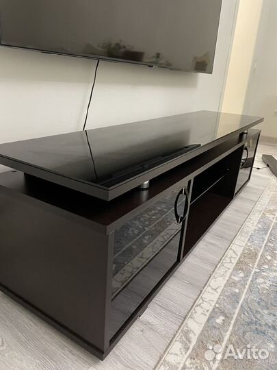 Подставка под телевизор