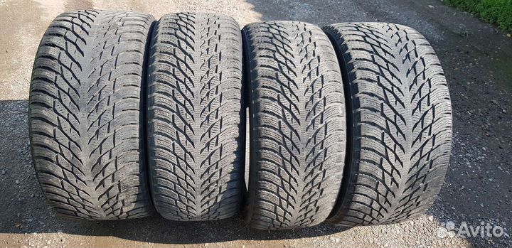 Nokian Tyres Hakkapeliitta R3 245/40 R19 и 275/35 R19