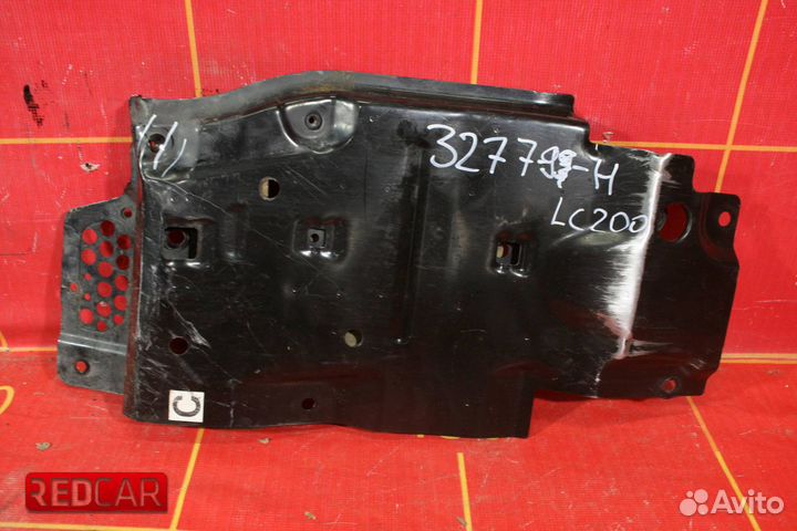 Защита двигателя лев Toyota Land Cruiser 200