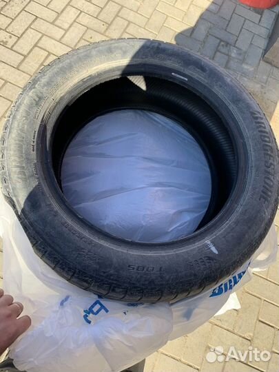 Bridgestone Turanza T005 215/55 R17 94