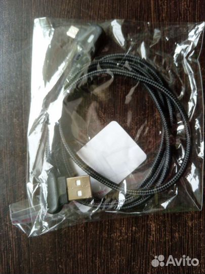 Кабель USB — Micro USB