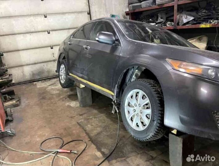 Пороги для Honda Accord 8 2007-2013 (CU1, CU2)