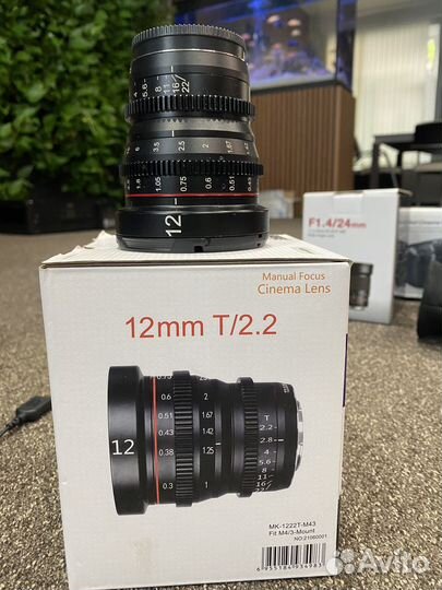 Объектив samyang 12 mm T/2.2