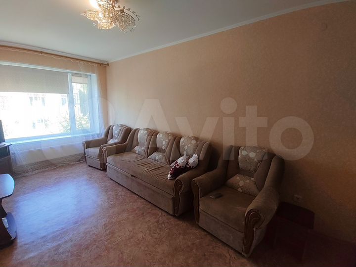 2-к. квартира, 48 м², 2/3 эт.