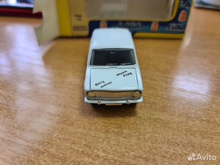 Модель 1:43 Ваз 2101 