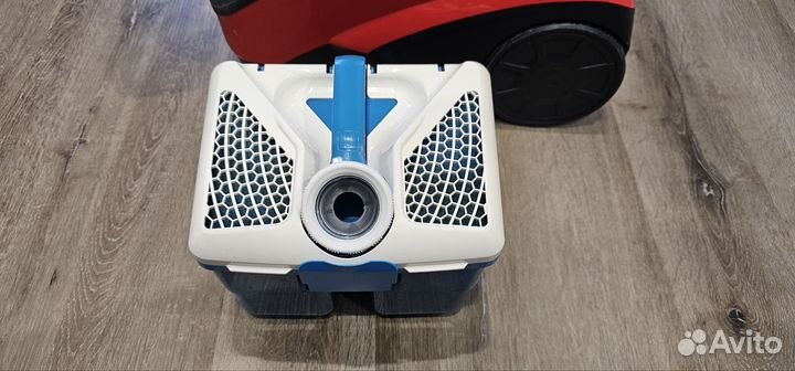 Моющий пылесос Tomas wave XT Aqua-BOX
