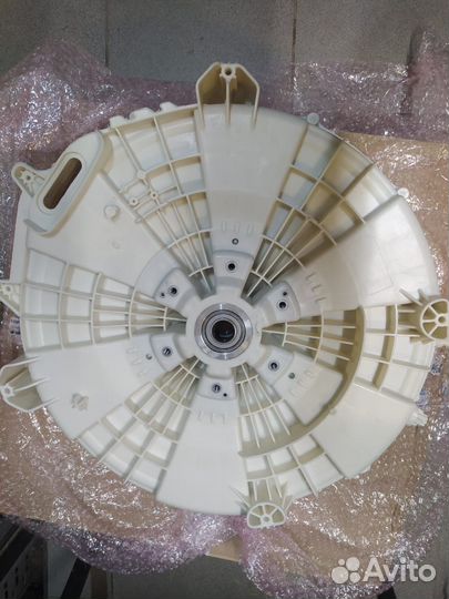 Задняя часть бака стиральной машины прямой привод