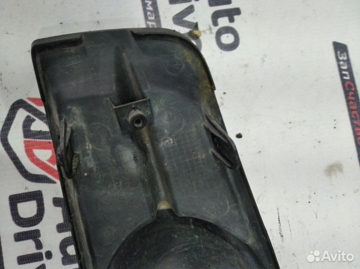 Накладка противотуманной фары левая Chevrolet