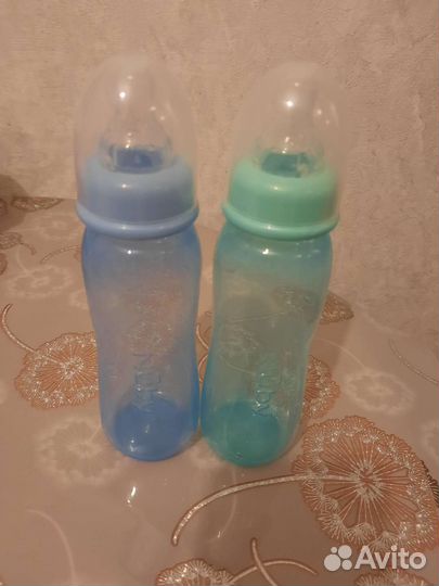Бутылочки для кормления Nuby