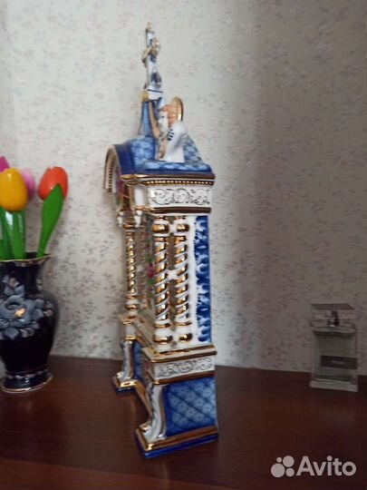 Икона Казанская Богородица в киоте Гжель