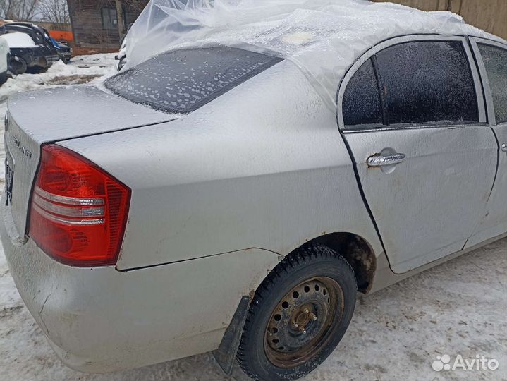 Заднее правое крыло lifan Solano 620