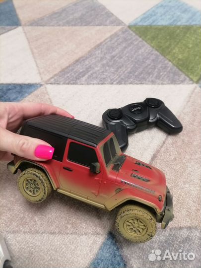 Детская машинка игрушка на пульте
