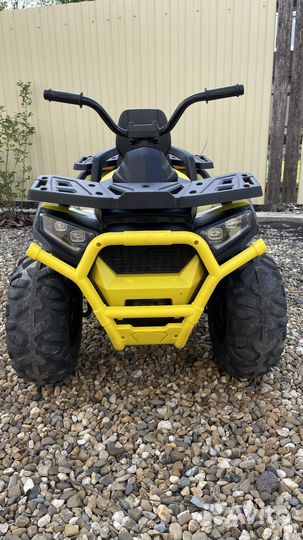 Детский квадроцикл на аккумуляторе