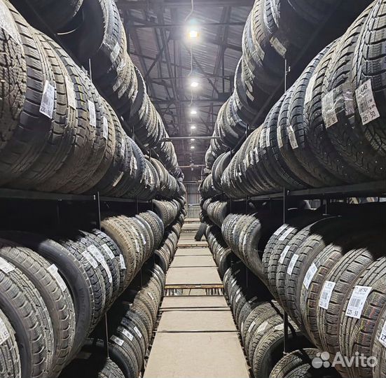 Goodyear Vector 4Seasons 225/45 R17 94M