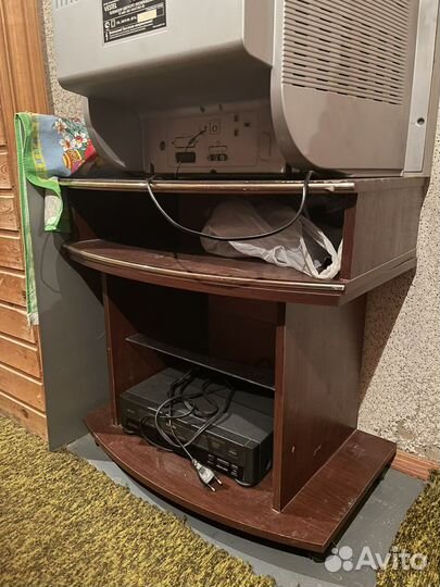 Тумба под тв дерево