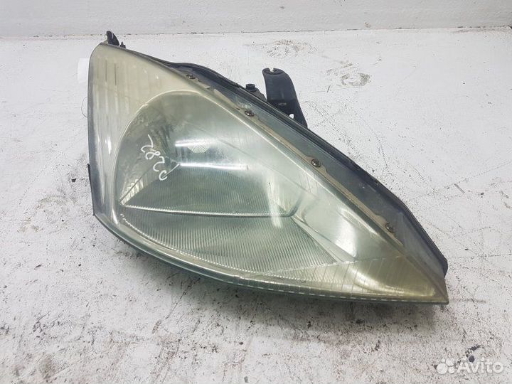 Фара правая Ford Focus