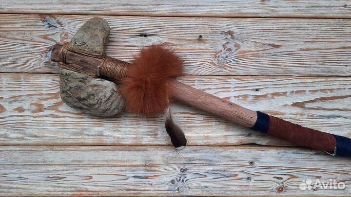 Каменный топор