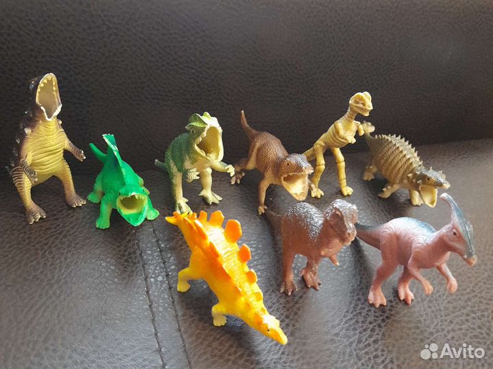 Игрушки животные. Динозавры