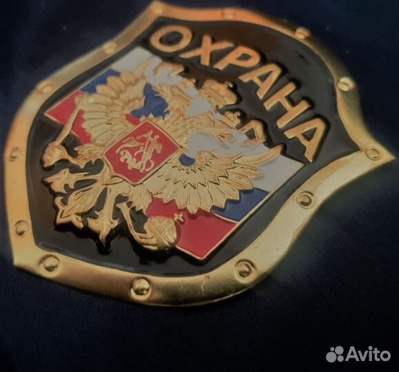 Охранник оператор видеонаблюдения