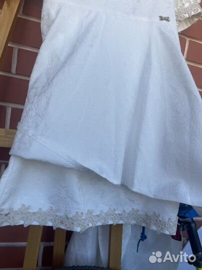 Платье белое