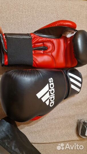 Новые Боксерские перчатки 12 oz adidas