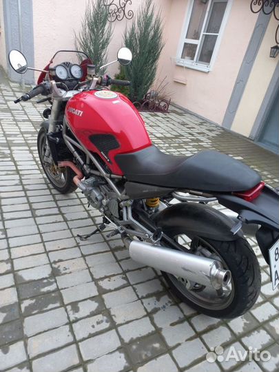 Ducati monster s4