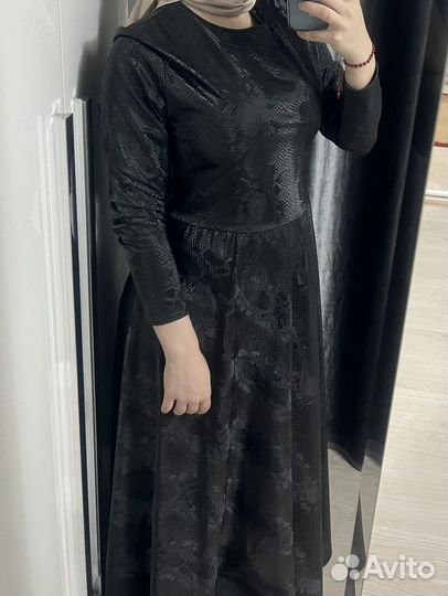 Платье женское 42 44