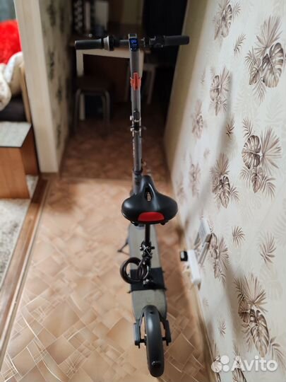 Электросамокат hiper triumph M100