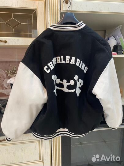 Куртка бомбер зимняя женская