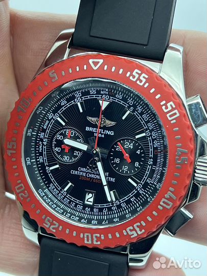 Часы Breitling Skyracer Professional