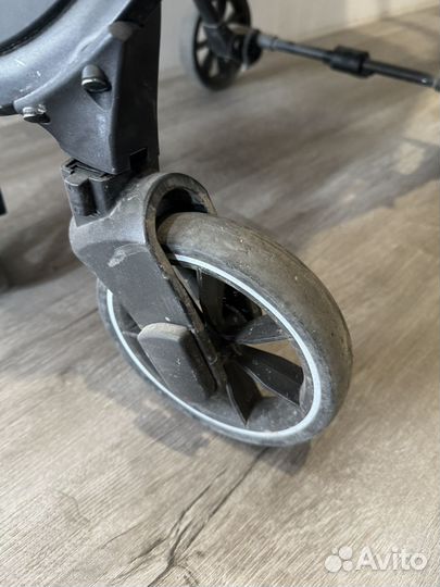 Коляска прогулочная Babyton