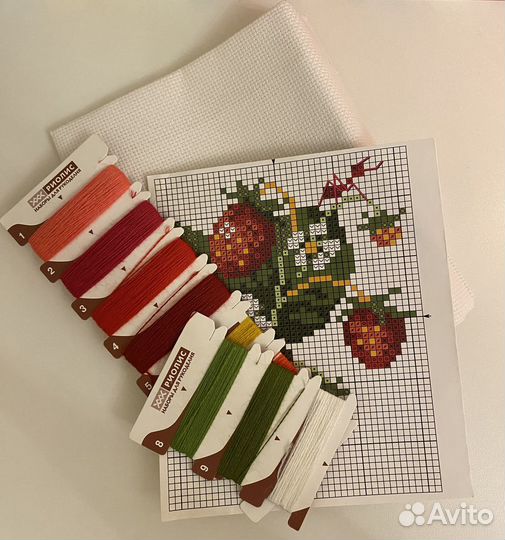 Вышивка крестом и бисером