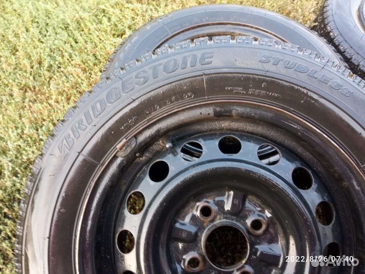 Bridgestone Blizzak VRX 175/65 R14