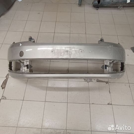 Бампер передний Skoda Rapid 1