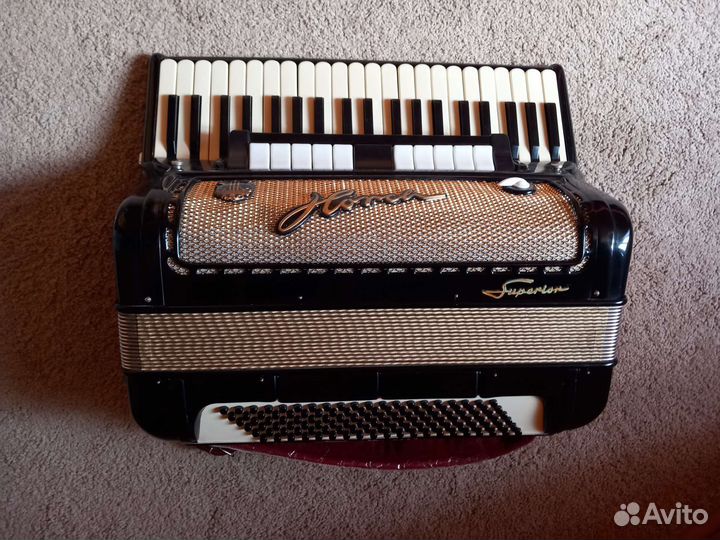Аккордеон Horch superior 63г