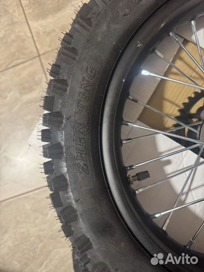 Продам колесо на кросс